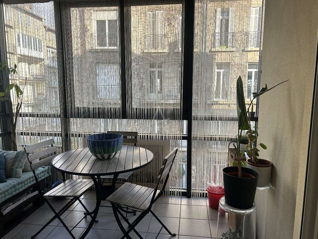 Appartement à MARSEILLE-6E