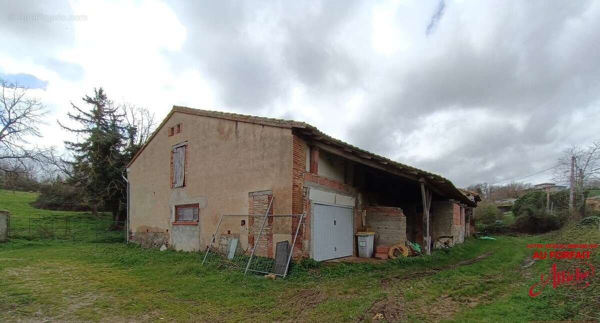 Maison à MAUZAC