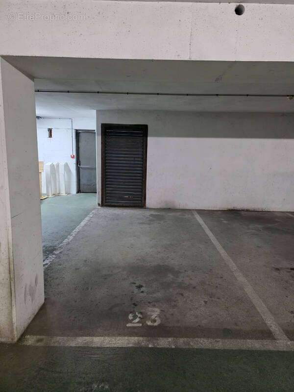 Parking à RIS-ORANGIS