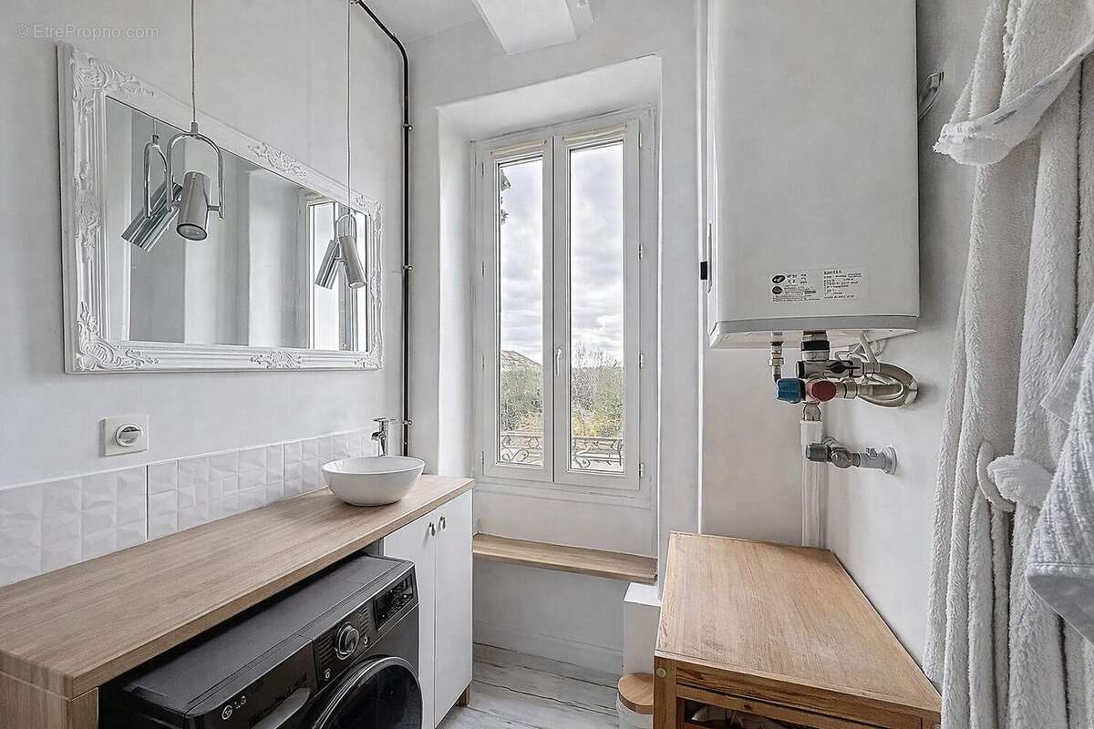 Appartement à SAINT-MAUR-DES-FOSSES