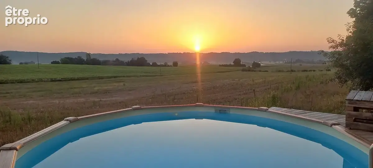 pool 2