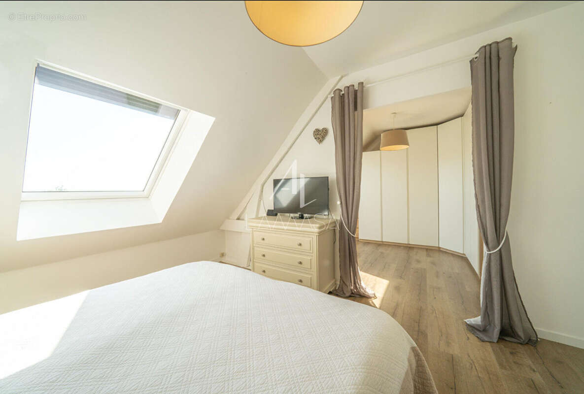 Maison à THORIGNY-SUR-MARNE