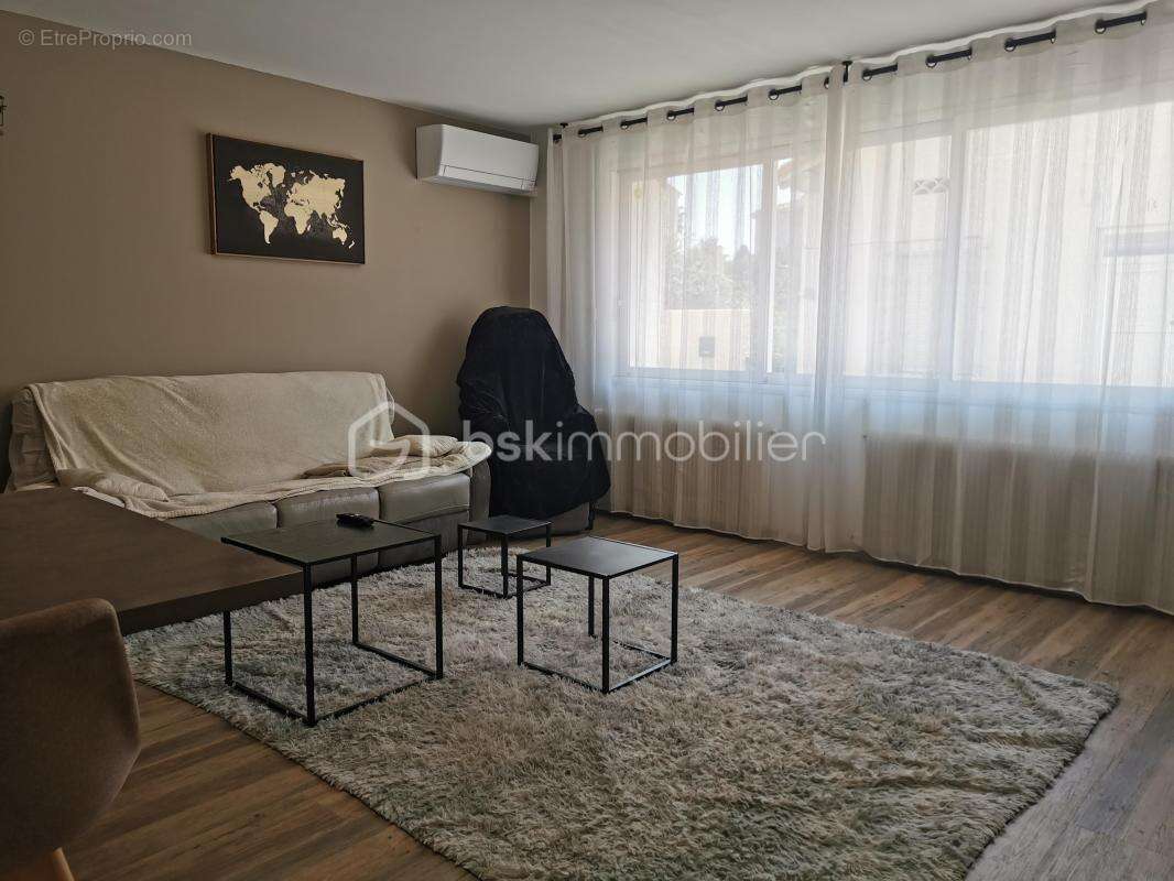 Maison à SAINT-ESTEVE