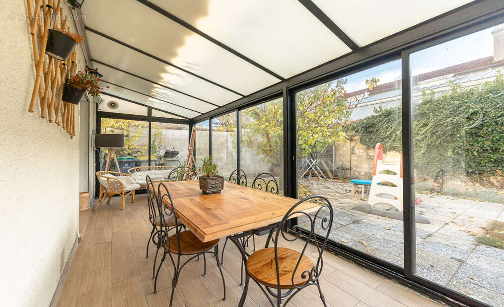 Maison à BRIE-COMTE-ROBERT