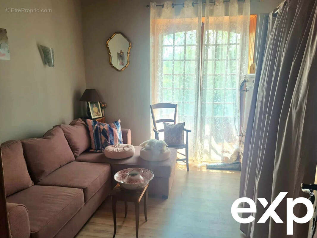 Maison à BERTRIC-BUREE