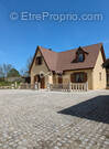 Maison à NEUVILLE-FERRIERES