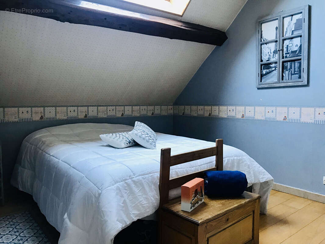 Maison à DAMPIERRE-SUR-AVRE