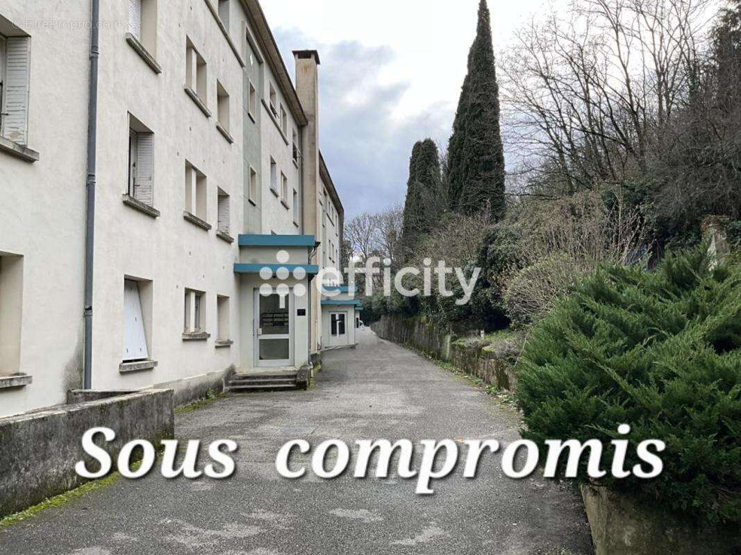 Appartement à PRIVAS