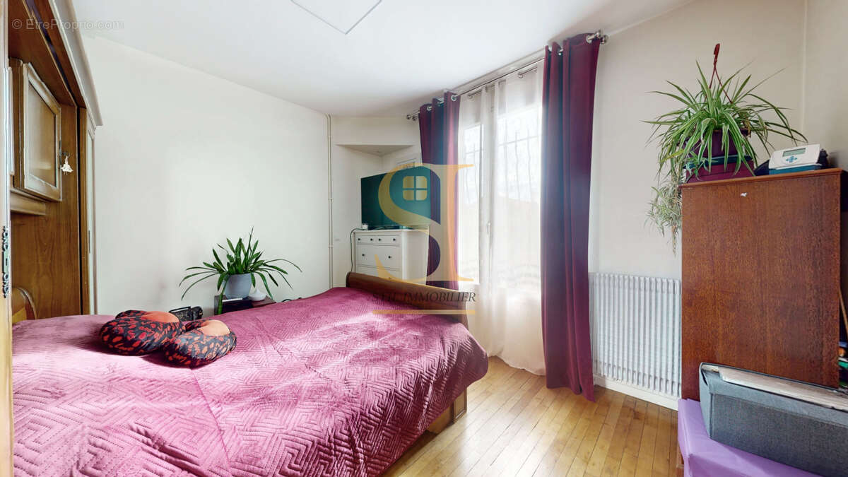 Maison à CHOISY-LE-ROI