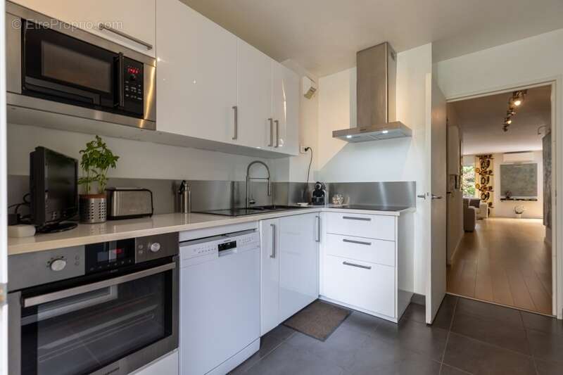 Appartement à MARSEILLE-9E