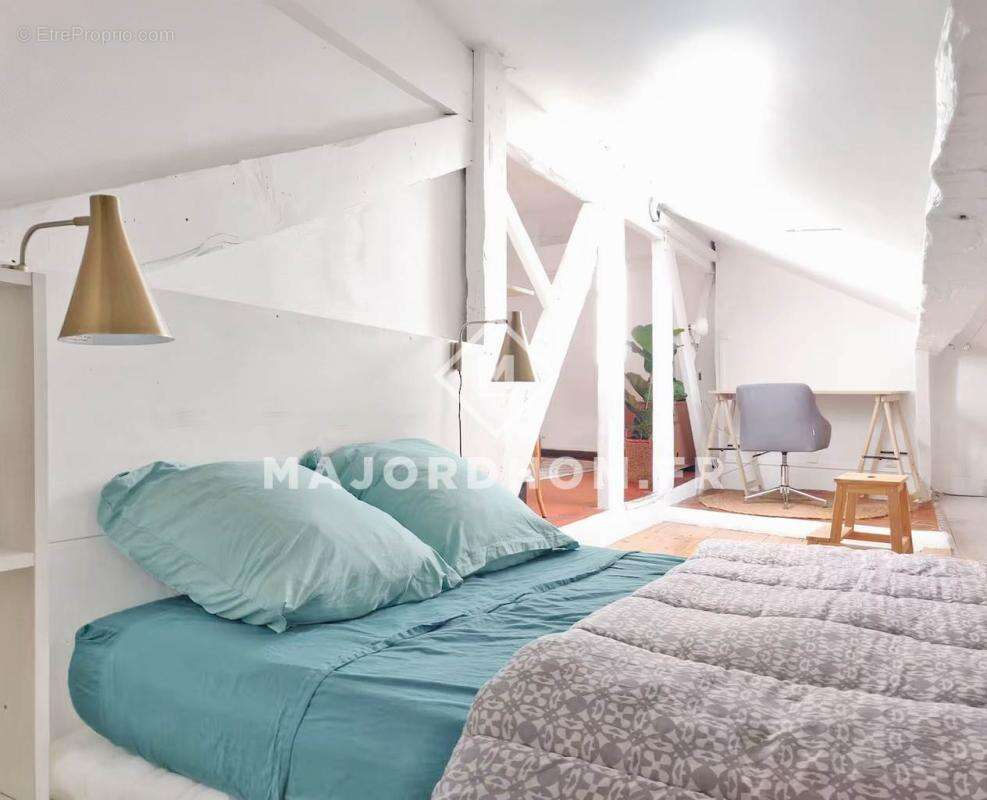 Appartement à MARSEILLE-7E