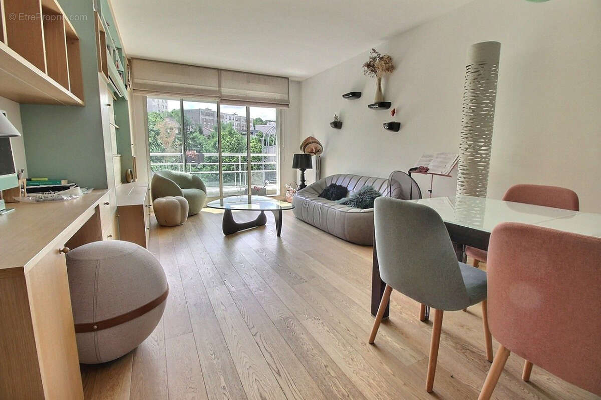 Appartement 98 m² à Issy-Les-Moulineaux  - photo 2