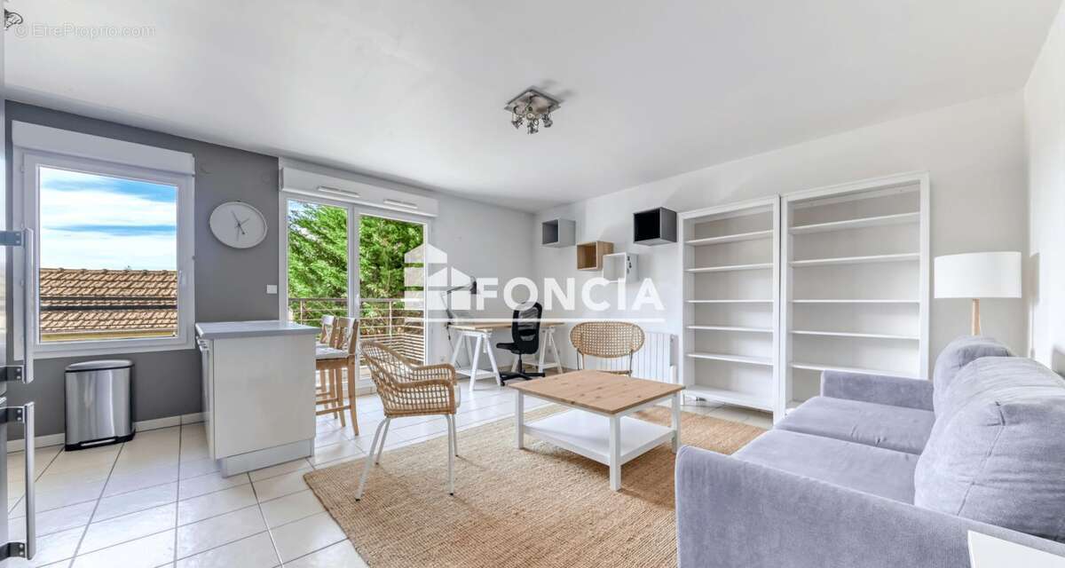 Appartement à VAULX-EN-VELIN