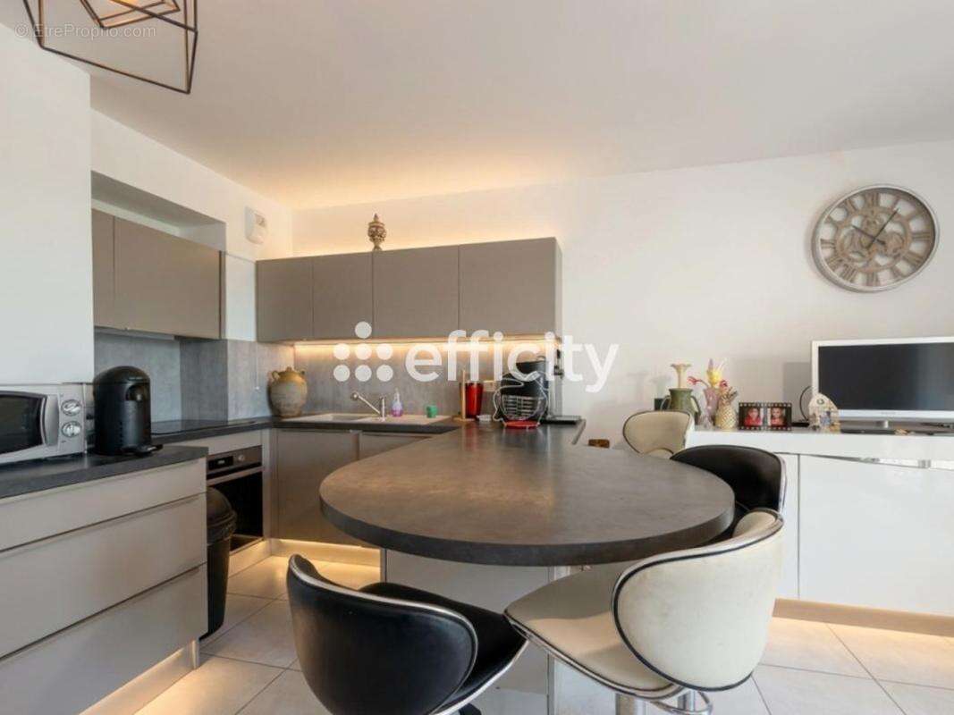 Appartement à PLAN-DE-CUQUES
