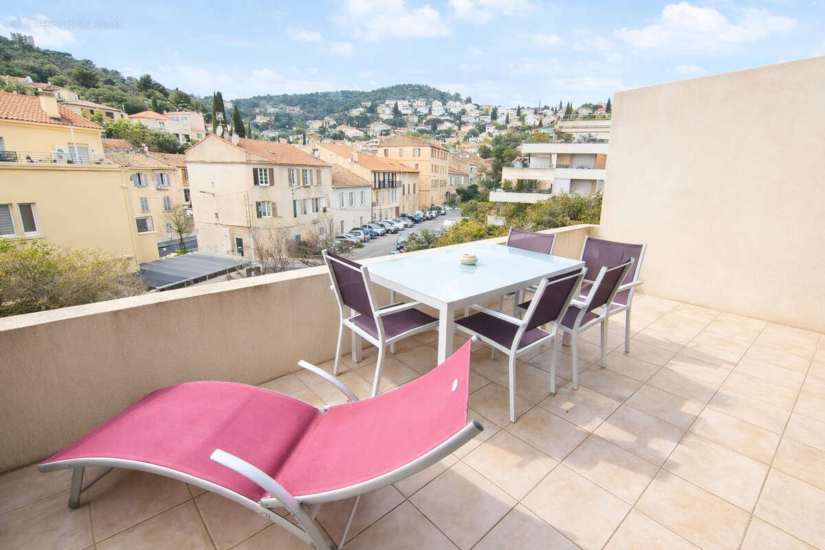 Appartement à HYERES