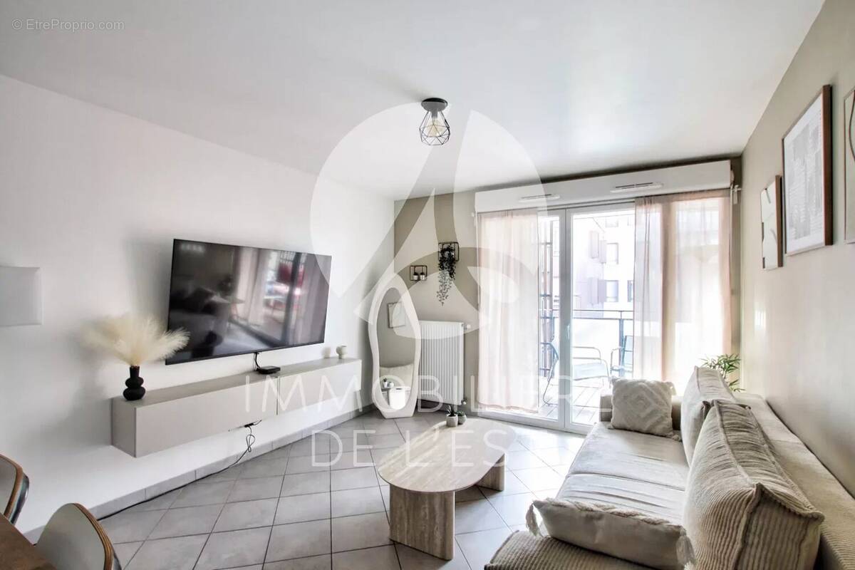 Appartement à SAINT-FONS