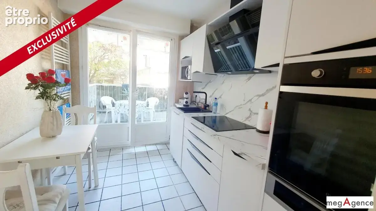 FACE MER - T4 RÉNOVÉ – 78 M² – Balcon - parking - photo 8