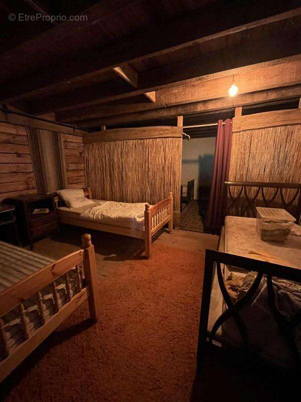 Maison à SAINT-FRONT-D'ALEMPS