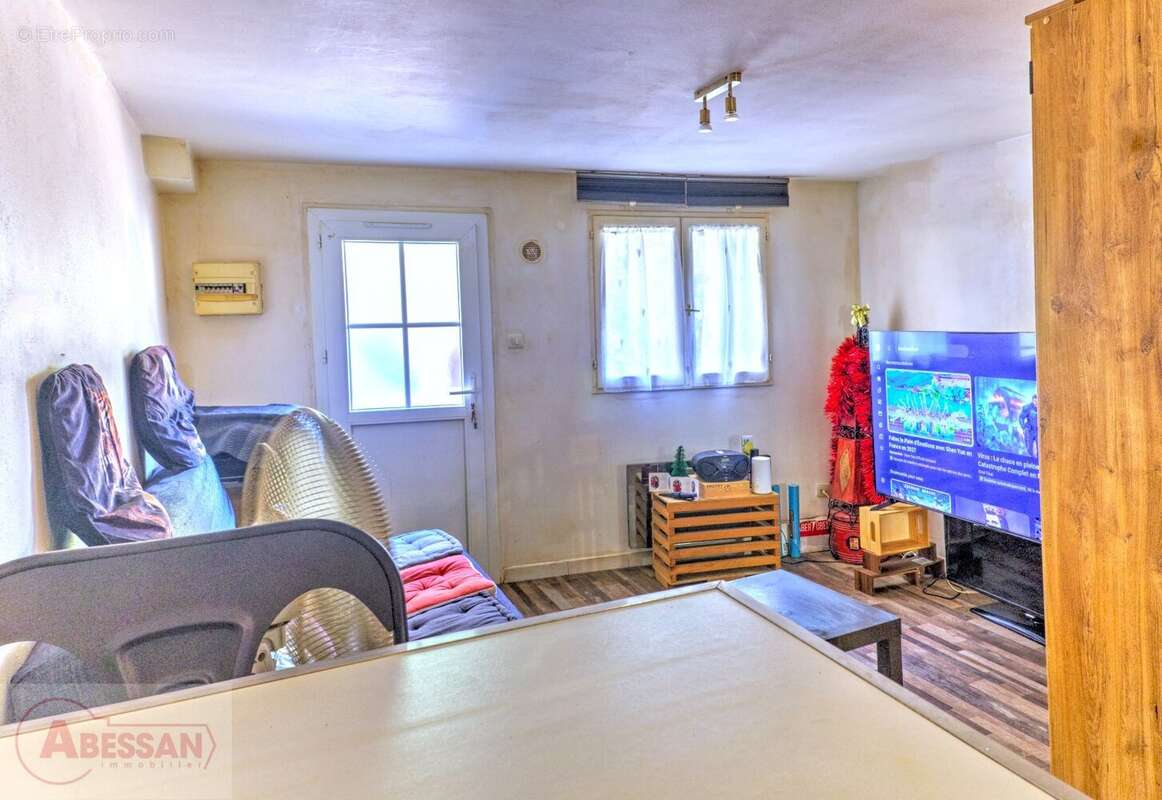 Maison 200 m² à Nimes  - photo 7