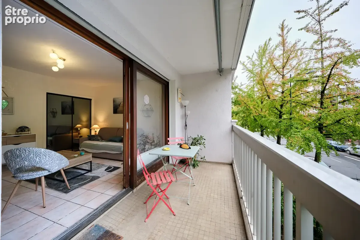 Triangle d'Or - Studio 23.35 m2 - photo 3