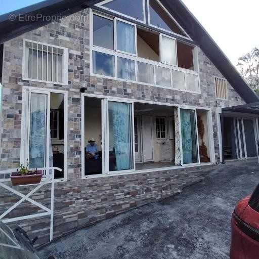 Maison à SAINT-PIERRE