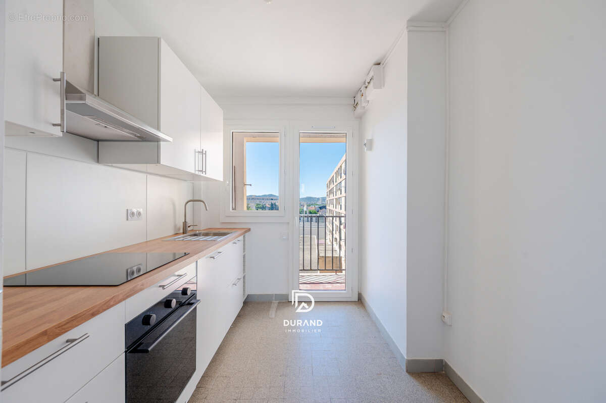Appartement à MARSEILLE-10E