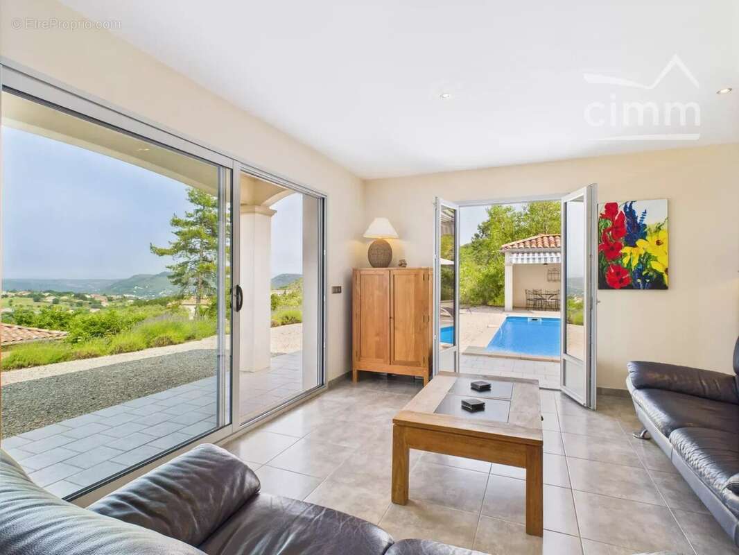 Villa contemporaine avec vue imprenable à Les Vans - photo 6