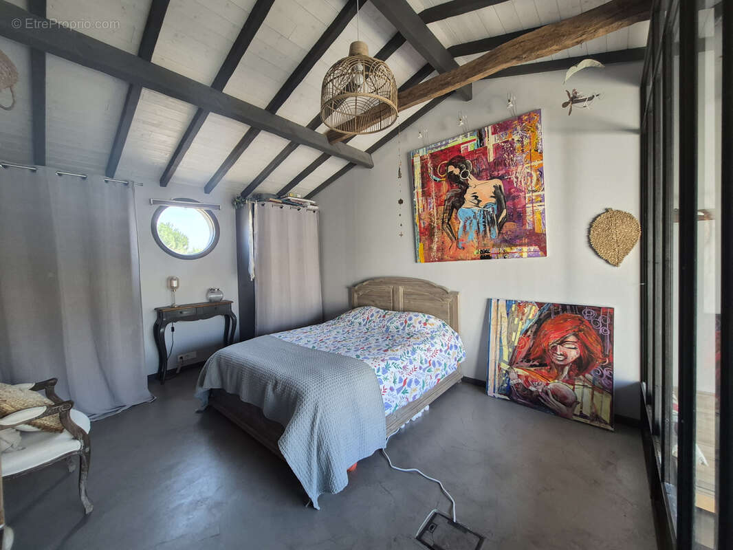 Maison de plain-pied   4 chambres   Sainte-Gemme-la-Plaine (85400) - photo 8