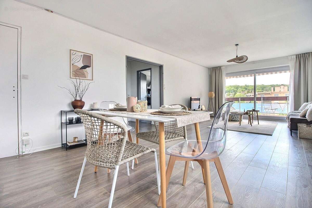 Appartement à RAMONVILLE-SAINT-AGNE