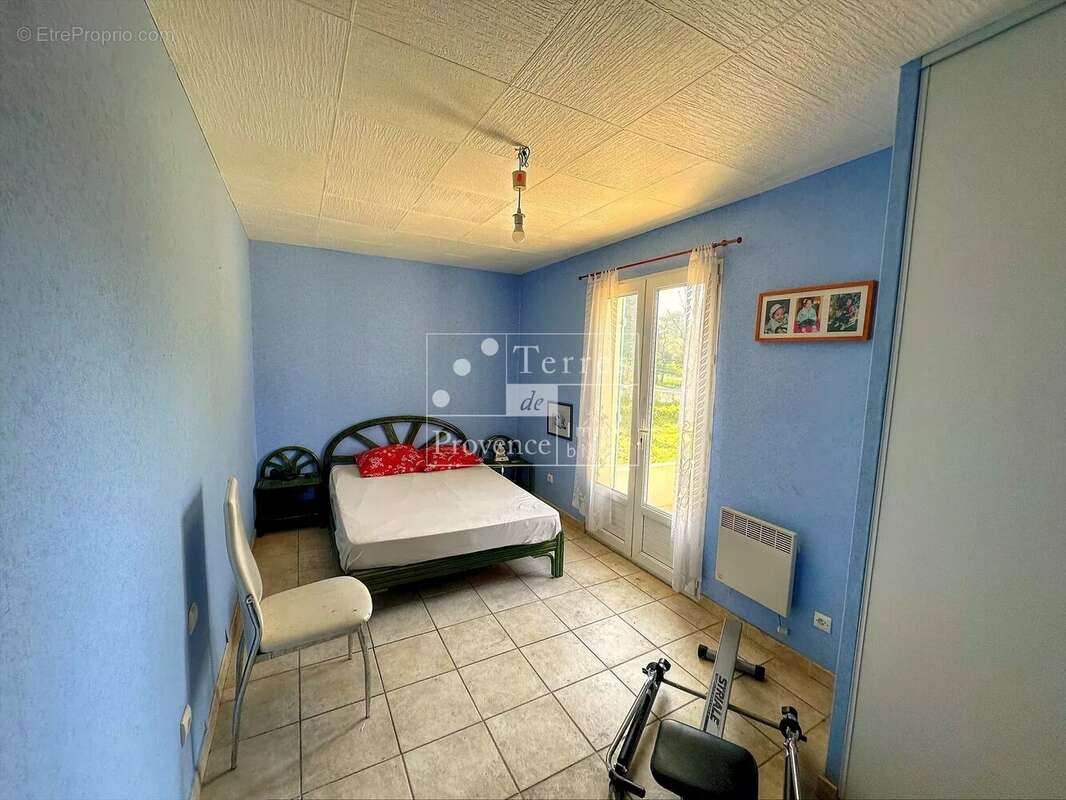 Maison à SILLANS-LA-CASCADE