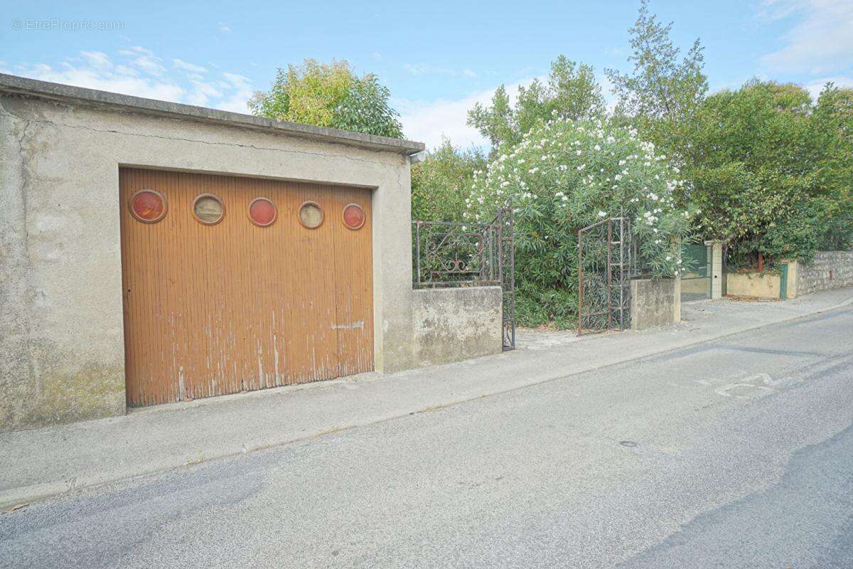 Appartement à SALINDRES