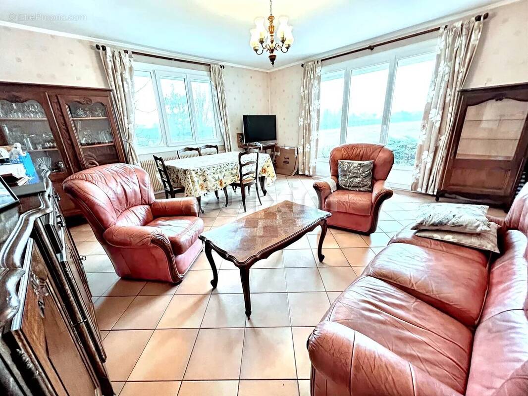 Maison à VILLERS-LES-POTS