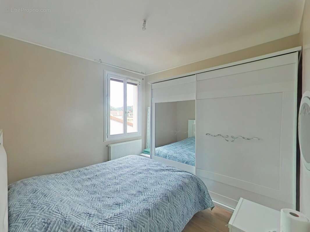 Maison à SAINT-JUST-SAINT-RAMBERT