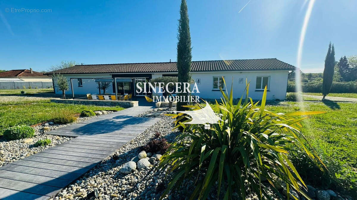 Maison à SAINT-MARTIN-DE-GURSON