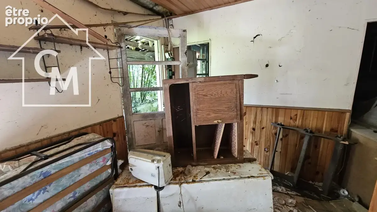 Maison à rénover entièrement- Fort potentiel - photo 7