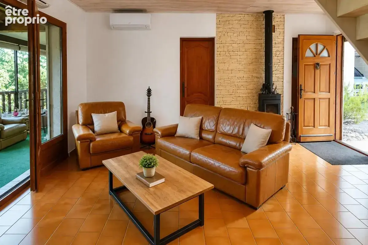Maison de 4 pièces de 93 m² à Flassans-sur-Issole - photo 2