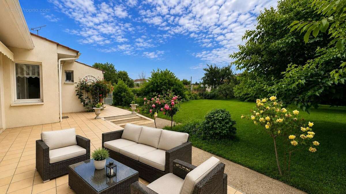Photo 2 - Maison à SAINTES