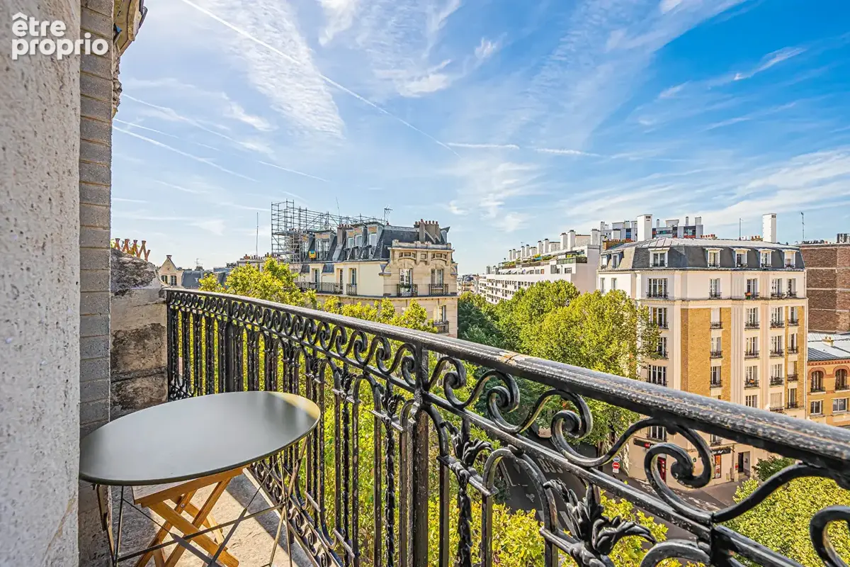 Paris 20 Gambetta 2 pièces 53 m2 ponderes Cave Gardien Ascenseur Balcons - photo 3