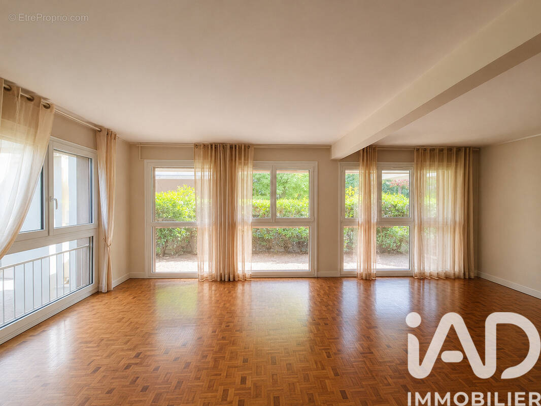 Photo 1 - Appartement à MARSEILLE-9E