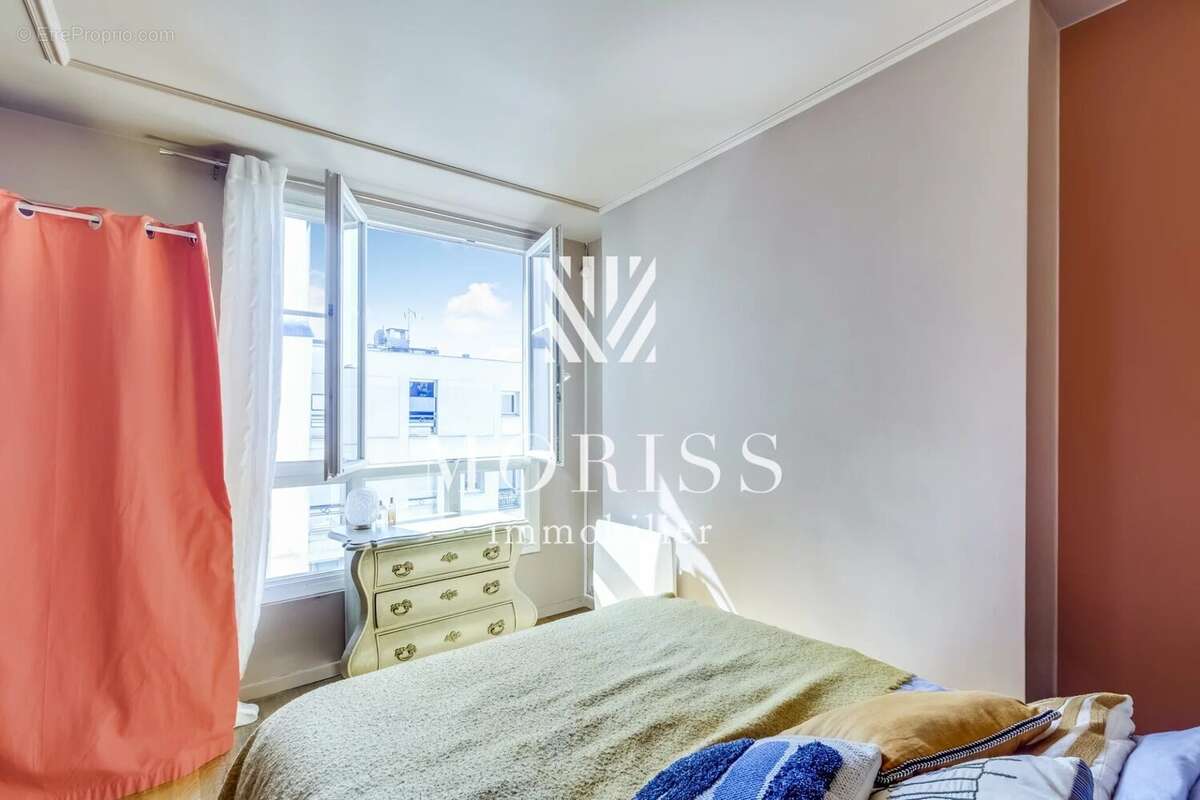 Appartement à PARIS-9E