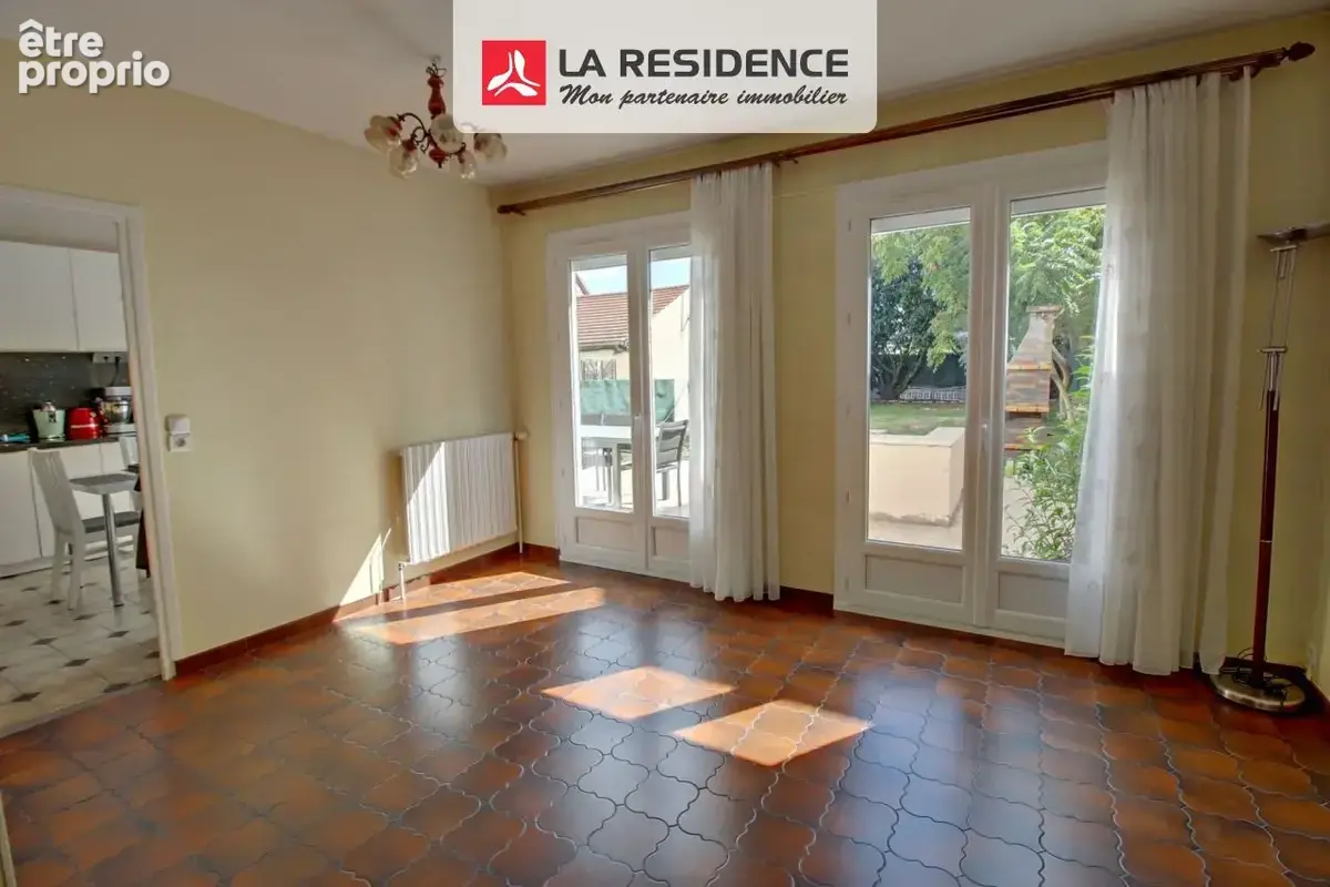 Maison 6 pièces 158 m² à vendre à Conflans-Sainte-Honorine (78700) - photo 2