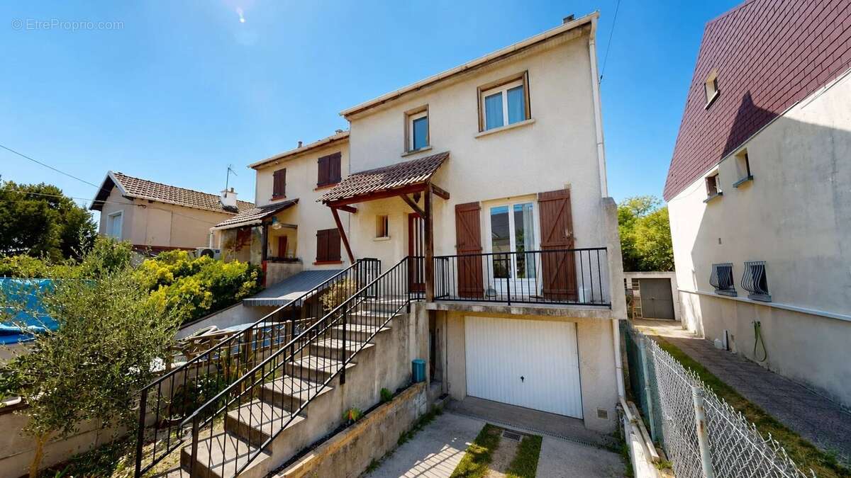 Maison 85 m² à Livry-Gargan  - photo 5
