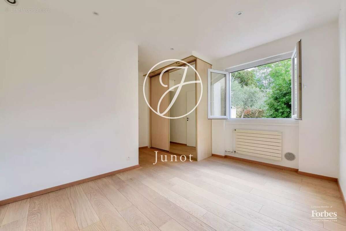Appartement à SAINT-CLOUD
