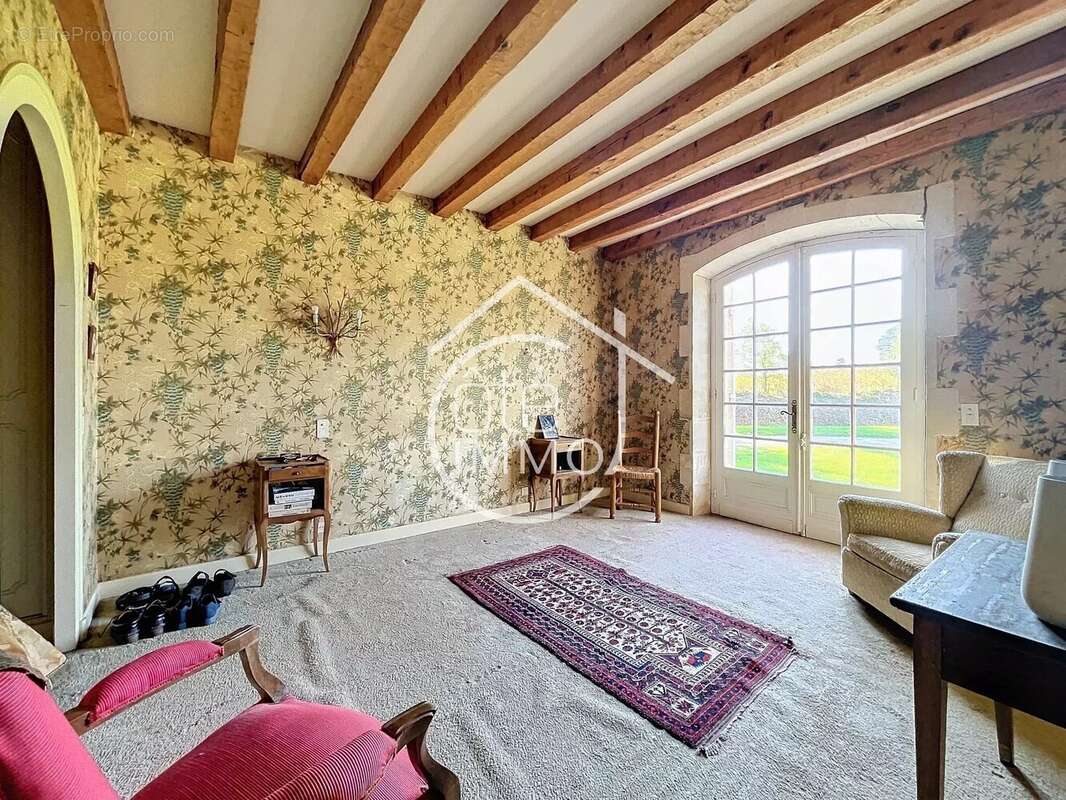 Maison à SAINT-EMILION