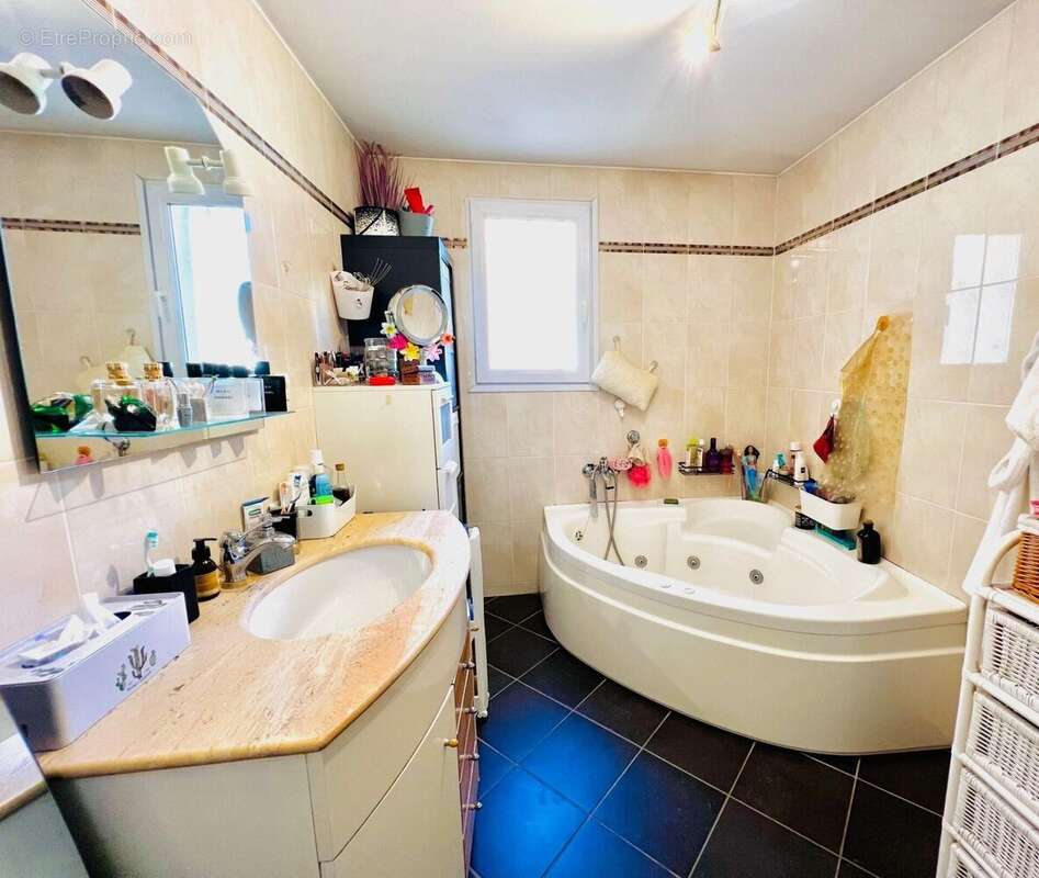 Photo 8 - Maison à MARSEILLE-15E