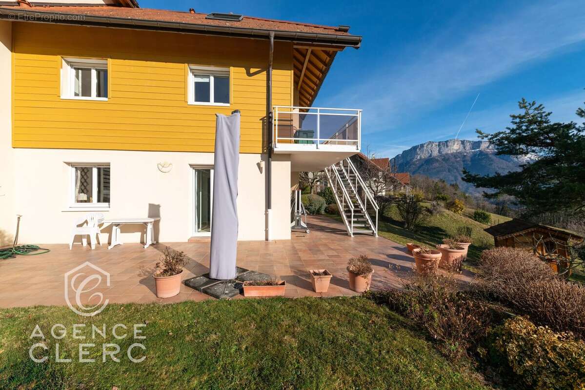 Maison à MENTHON-SAINT-BERNARD