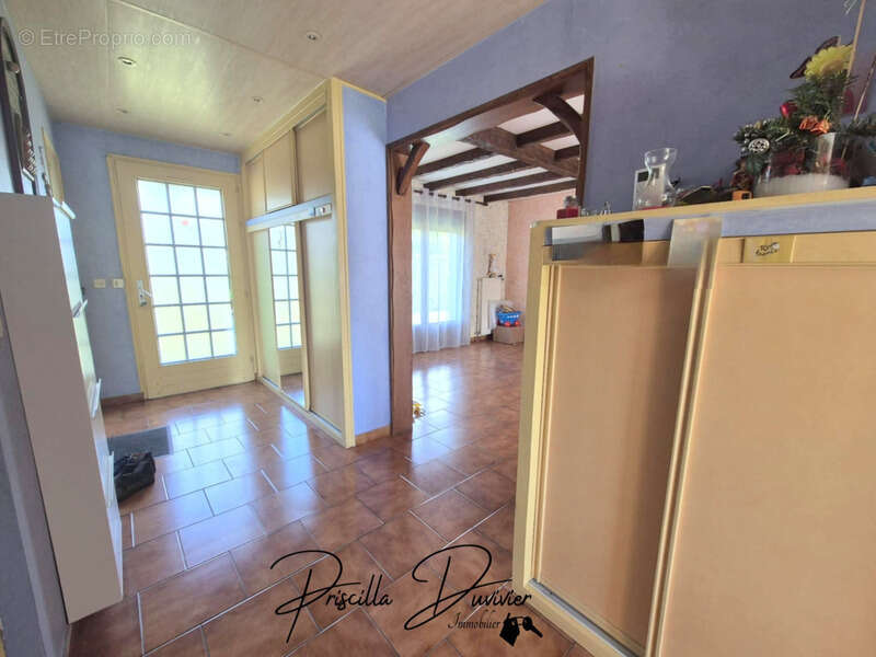 Maison à SAINT-SULPICE