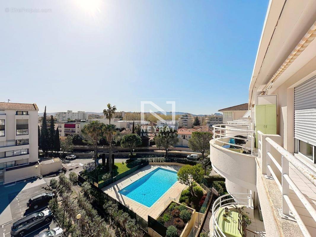 Appartement à SAINT-RAPHAEL