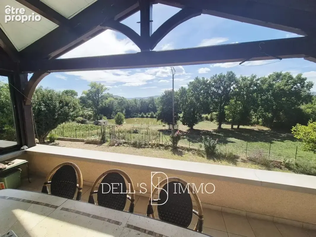 6 chambres, dépendances et grand terrain - photo 9