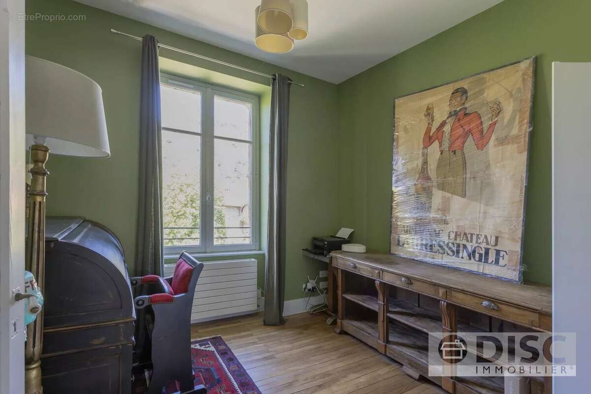 Magnifique maison de maître entièrement rénovée avec jardin et piscine - photo 16